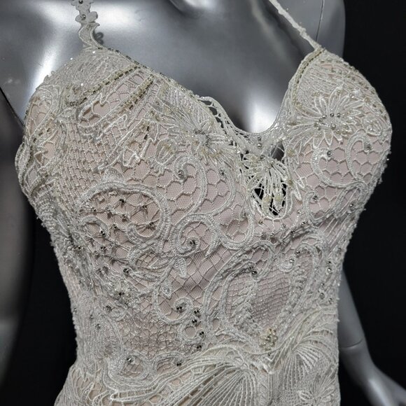 NWT~$935~MONCHERI~6/8~IVORY EMBROIDERED LACE BEADED FIT & FLARE WEDDING DRESS - Picture 3 of 16
